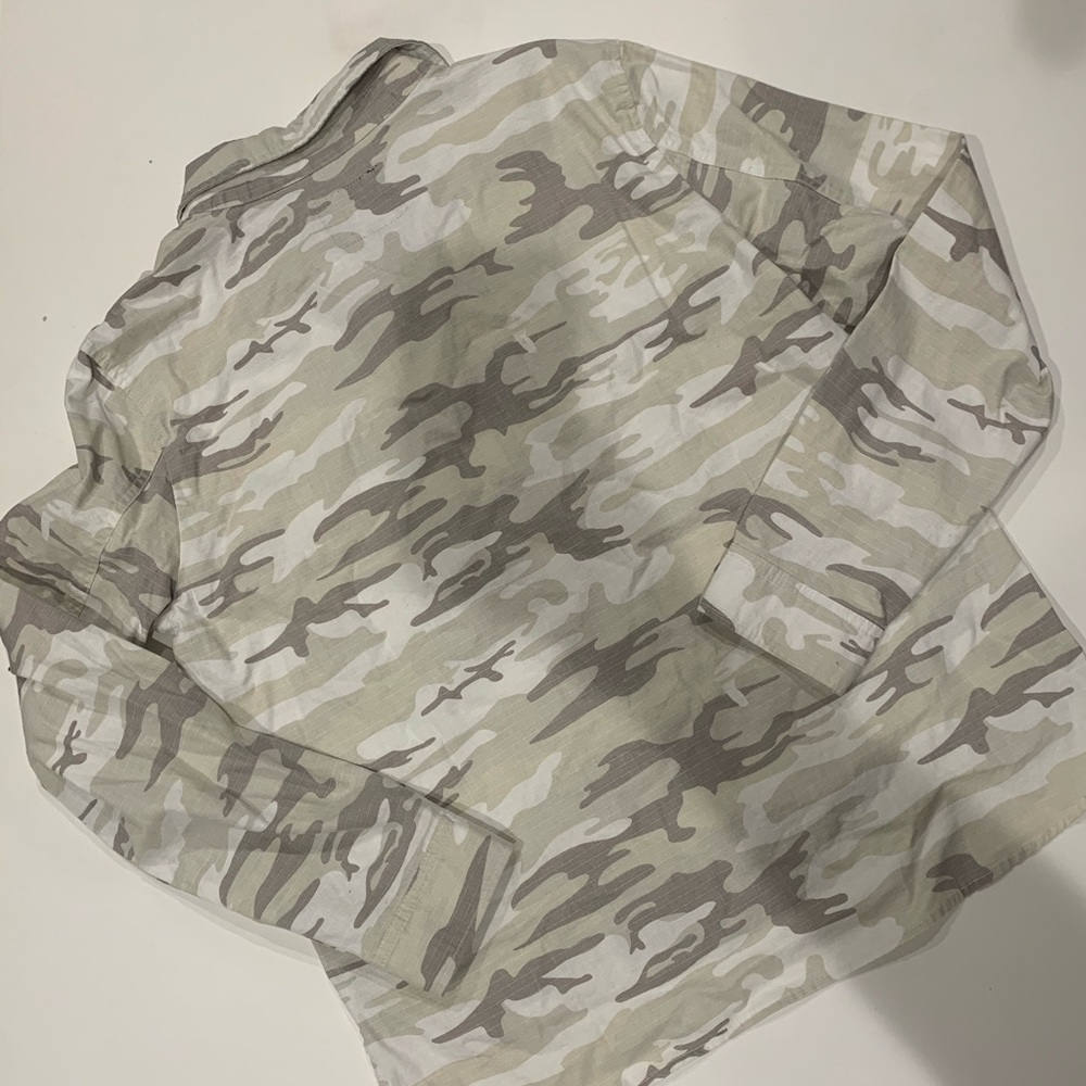 Sanctuary Neutral Camo 2 Pocket Shacket NWT - Picture 5 of 7